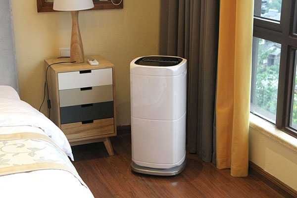 地下車庫潮濕苦不堪言，除濕機就是標(biāo)配，快讓物業(yè)買！